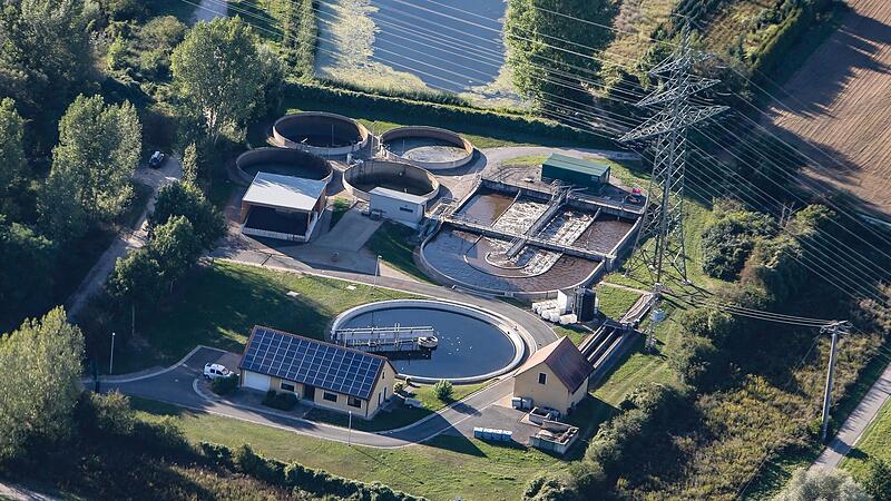 Die Kläranlage des Zweckverbands zur Abwasserbeseitigung Eggolsheim-HallerndorfForchheim & Fränkische Schweiz Die Kläranlage des Zweckverbands zur Abwasserbeseitigung Eggolsheim-HallerndorfForchheim & Fränkische Schweiz