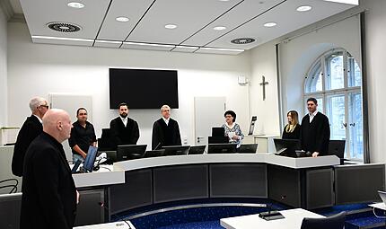 Die Jugendkammer des Landgerichts mit den Richtern Tim Baum und Johannes Tr&auml;nkle (Vorsitz), sowie zwei Sch&ouml;ffen