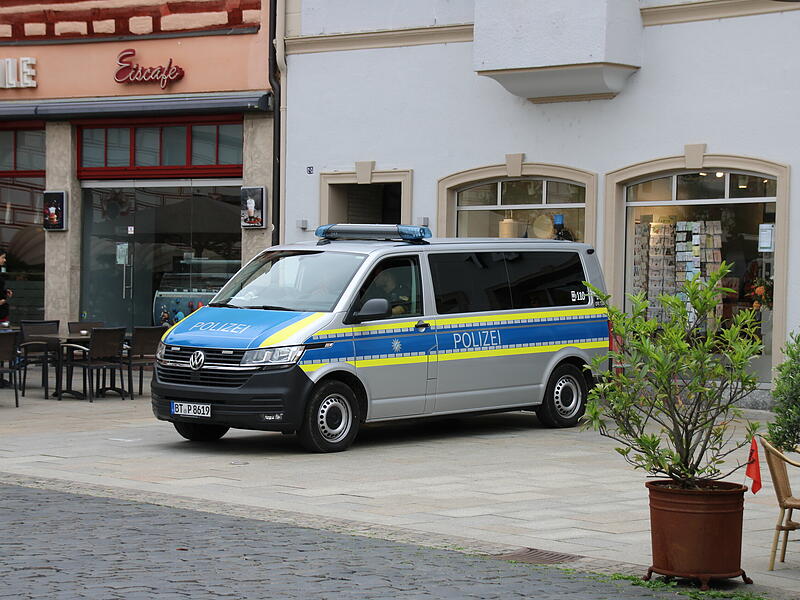 Erste Demo beim PfingstkongressErste Demo beim Pfingstkongress Erste Demo beim Pfingstkongress