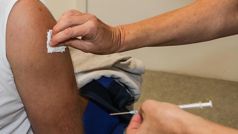 Im Impfzentrum Forchheim soll es bald die Impfstoffe gegen die Omikron-Varianten geben.Forchheim & Fr&auml;nkische Schweiz