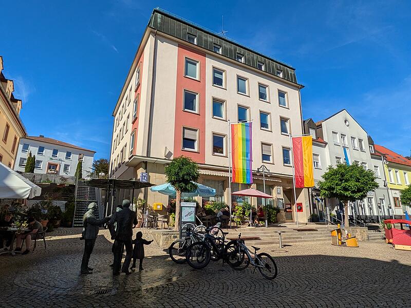 Im Rathaus Bad Brückenau wird nun auf die Begründung der Entscheidung zur Stabilisierungshilfe gewartet.