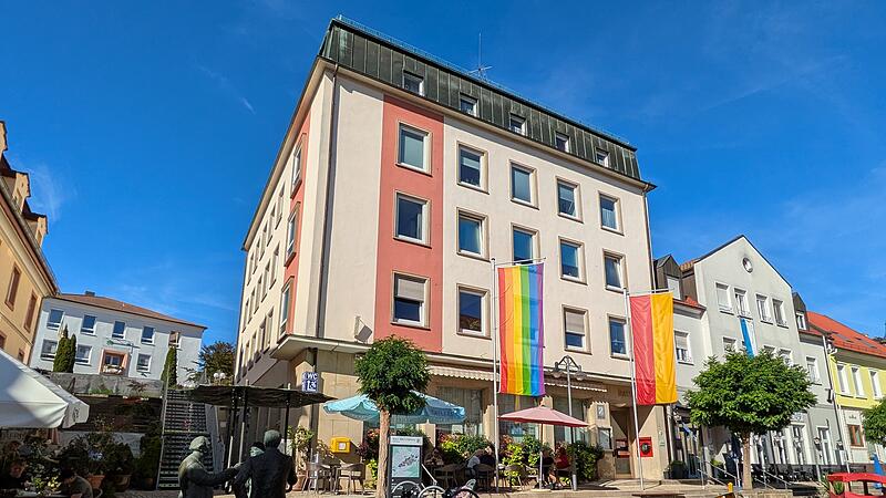 Im Rathaus Bad Brückenau wird nun auf die Begründung der Entscheidung zur Stabilisierungshilfe gewartet.