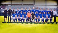 Stolz präsentierten die Verantwortlichen des VfL Frohnlach nach der Sommerpause ihre neue Mannschaft. Inzwischen zählen 24 Spieler zum B-Klassen-Team, das nach Abschluss der Vorrunde den zweiten Tabellenplatz belegt und noch auf den A-Klassen-Aufstieg hofft. Stolz präsentierten die Verantwortlichen des VfL Frohnlach nach der Sommerpause ihre neue Mannschaft. Inzwischen zählen 24 Spieler zum B-Klassen-Team, das nach Abschluss der Vorrunde den zweiten Tabellenplatz belegt und noch auf den A-Klassen-Aufstieg hofft.