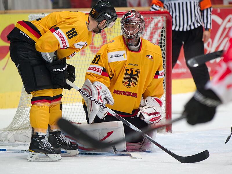 Dimitri P&auml;tzold (r)