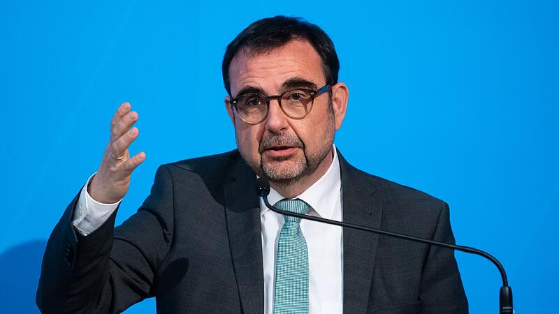 Bayerns Gesundheitsminister Holetschek