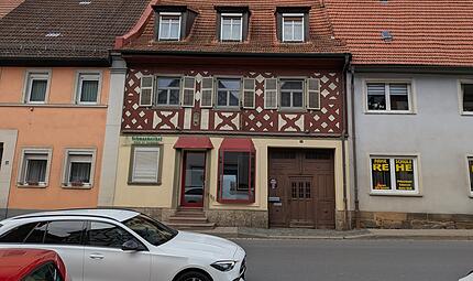 Mitten in Sche&szlig;litz im Landkreis Bamberg entstand der Schmankerlhof