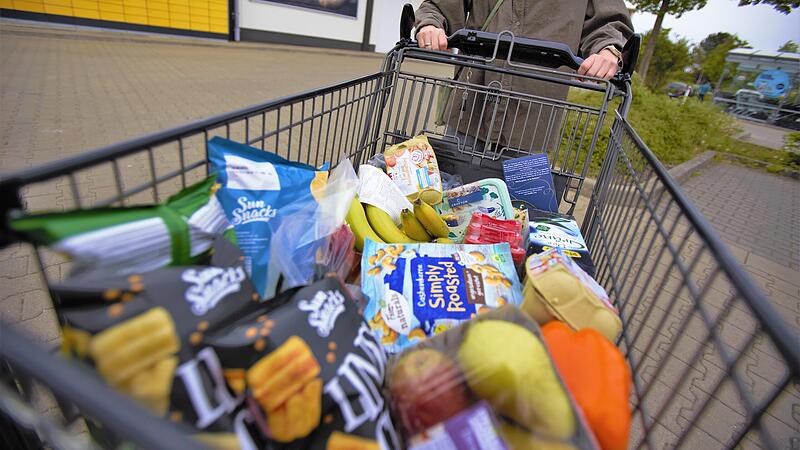 Zus&auml;tzlich zur bereits seit Monaten anhaltend hohen  Teuerungsrate werden Kunden     wohl noch tiefer in die Tasche greifen m&uuml;ssen.Forchheim & Fr&auml;nkische Schweiz