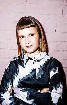 Autorin Caroline Wahl liest im Globe.