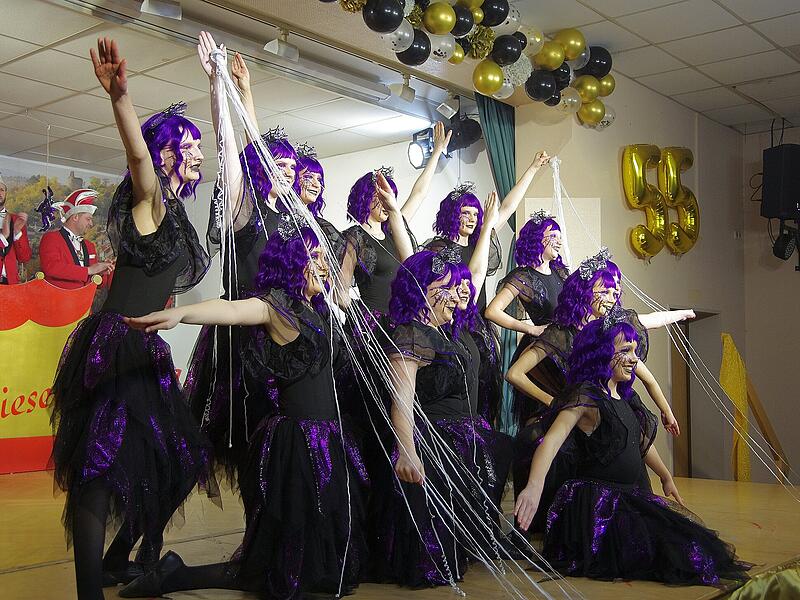 Die sch&ouml;nsten Bilder vom Fasching der Fidelia Reiterswiesen