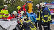 Ganz schön viel los: Bei dieser Übung für die Rettungsdienst-Azubis waren auch Feuerwehr Bad Kissingen und Notarzt dabei.