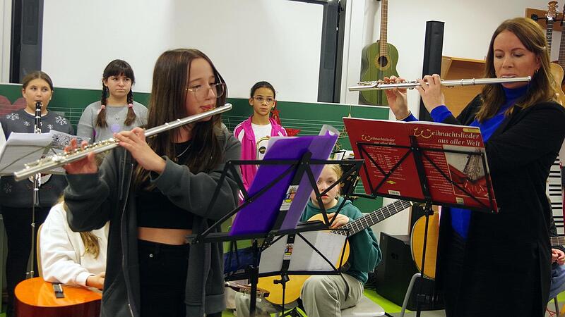 Bl&auml;serklassen luden zum Konzert.