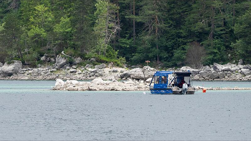 Vermisstensuche Eibsee Polizeiboot