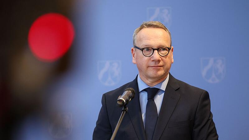 Statement Reul und Limbach zu Schlag gegen russische Hackergruppe Statement Reul und Limbach zu Schlag gegen russische Hackergruppe
