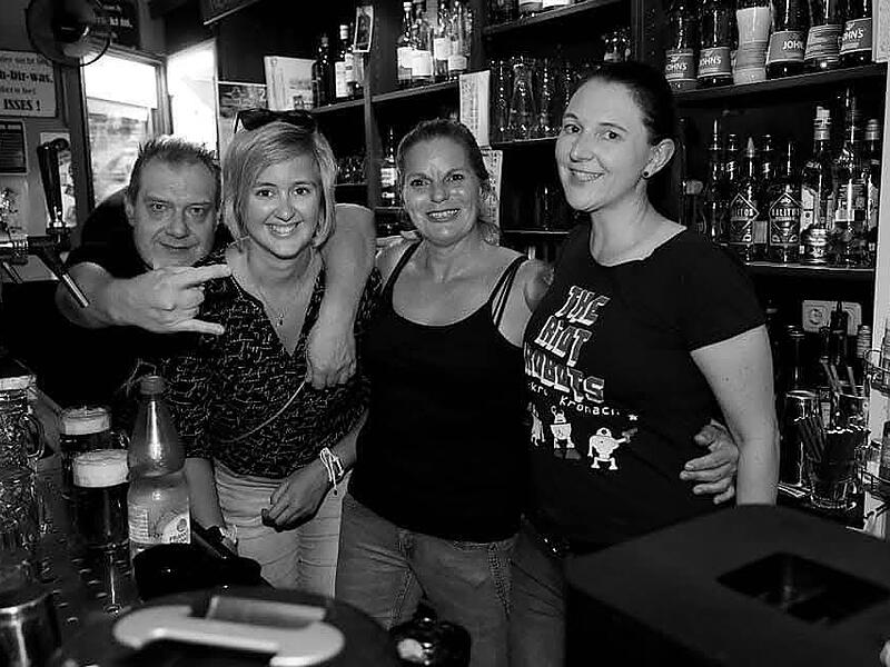 The Blueberry Hill Pub in Gefahr: Bilder aus rund 11 JahrenThe Blueberry Hill Pub in Gefahr: Bilder aus rund 11 Jahren
