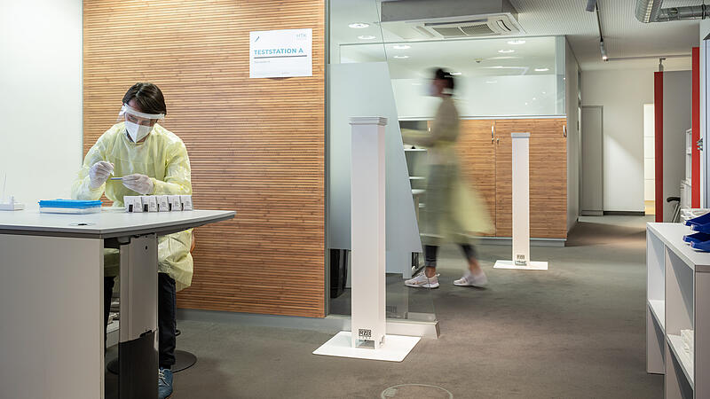 Die RZB-Luftfilter kommt bereits im Corona-Schnelltestzentrum am ZOB zum Einsatz.