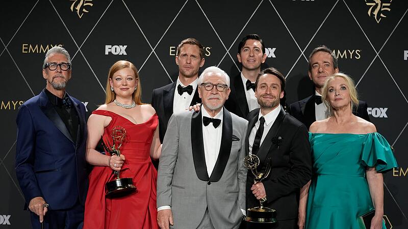 «Succession» «Succession»