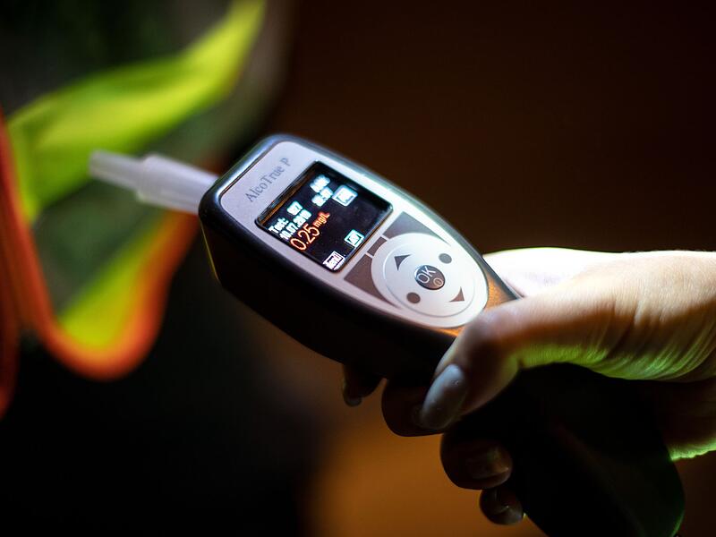 Alkoholkontrolle (Symbolbild)