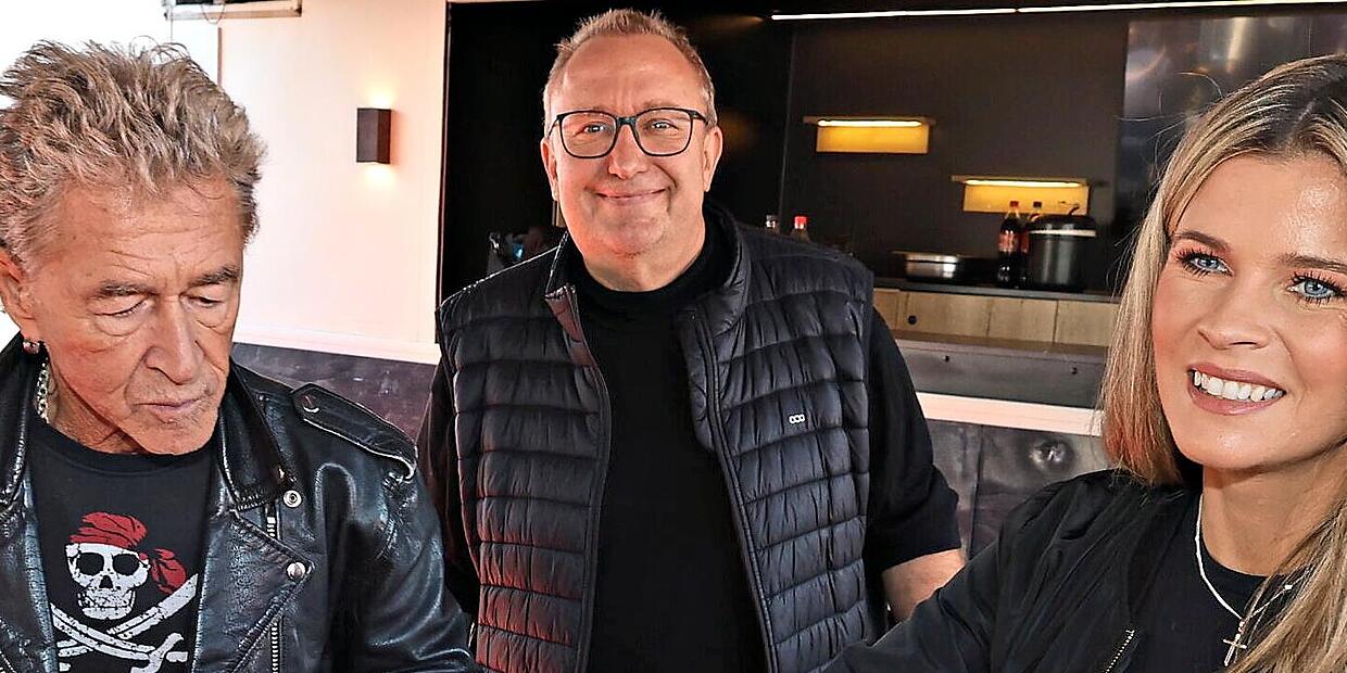 Coburg entrepreneur wins Peter Maffay's guitar at auction