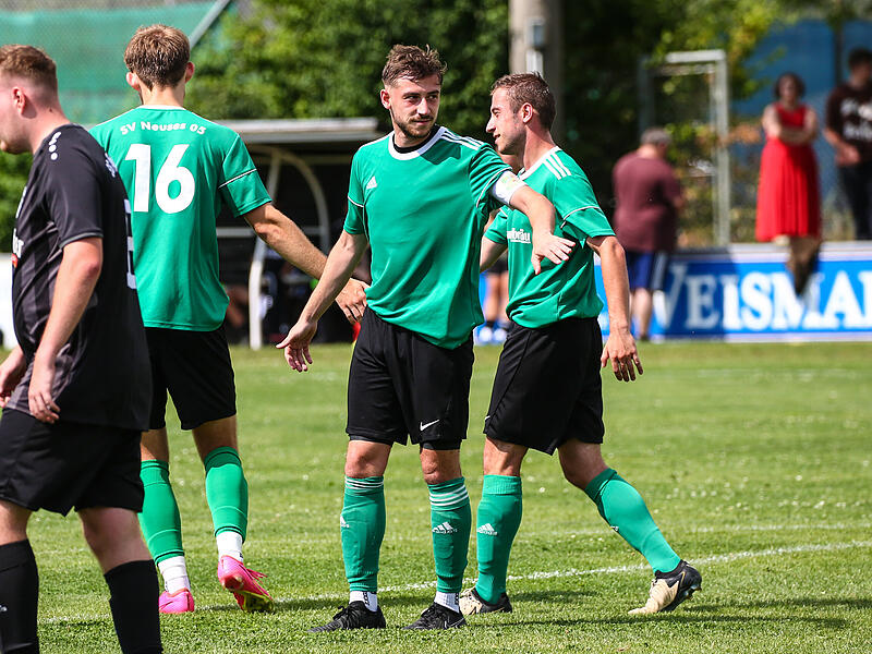 Maximilian Schedel (Mitte) erzielte in der laufenden Kreisklassen-Saison bereits sechs Treffer.