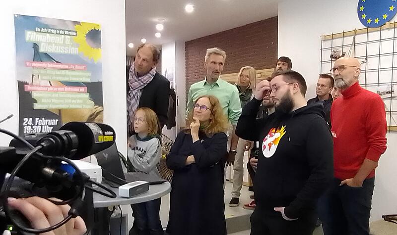 Alle Zeichen auf Gr&uuml;n? Susanne Esslinger & Co blicken gespannt auf die ersten Prognosen