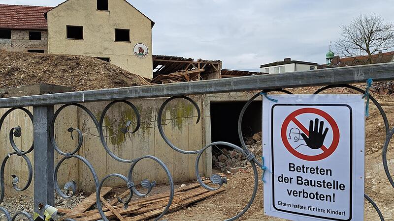 Nur ein geringer Teil der Abbrucharbeiten konnte auf dem &bdquo;B&auml;ren&ldquo;-Gel&auml;nde bislang ausgef&uuml;hrt werden.