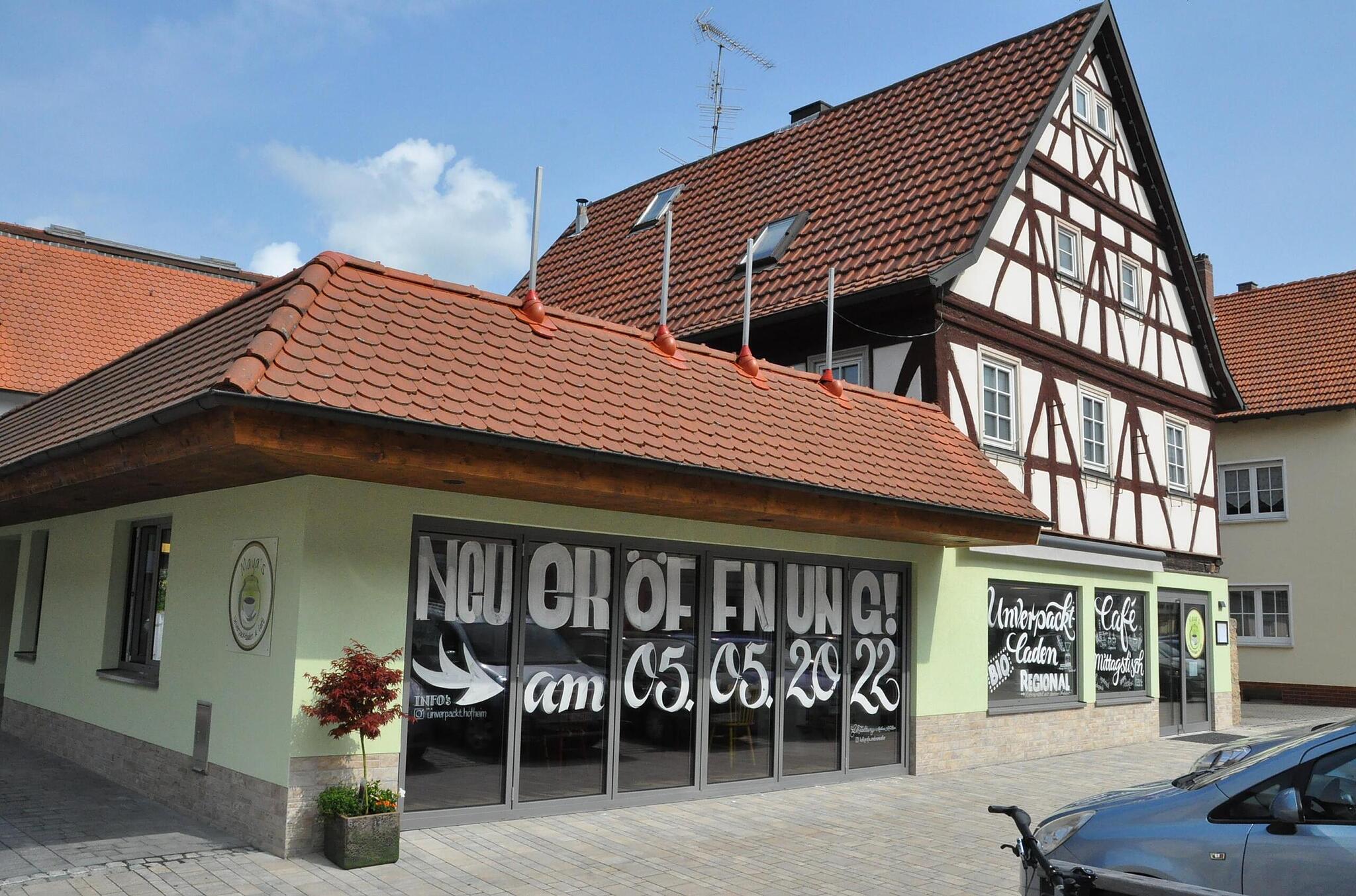 Erster Unverpackt-Laden des Landkreises öffnet in Hofheim. Angeschlossenes  Café bietet auch vegetarisches Mittagessen an.