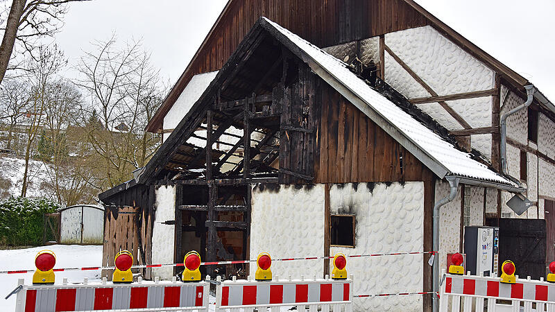 Brand einer Scheune in Stadtsteinach - Polizei nennt Ursache
