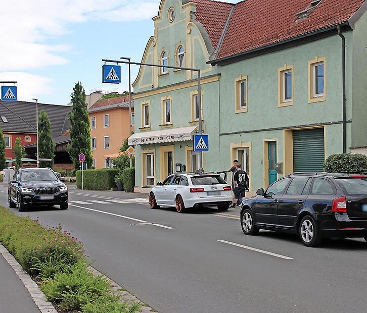 Das Landratsamt Lichtenfels sieht keine Notwendigkeit, in der Theodor-Heuß-Straße in Altenkunstadt die Geschwindigkeit auf 30 Stundenkilometer zu reduzieren. Bürgermeister Robert Hümmer (CSU) will das nicht hinnehmen.
