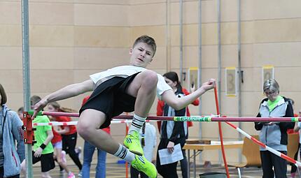 Hallenkreismeisterschaft in Münnerstadt Hallenkreismeisterschaft in Münnerstadt