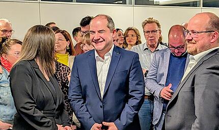 Stichwahl in Neustadt: Dominik Heike wird neuer OB Stichwahl in Neustadt: Dominik Heike wird neuer OB