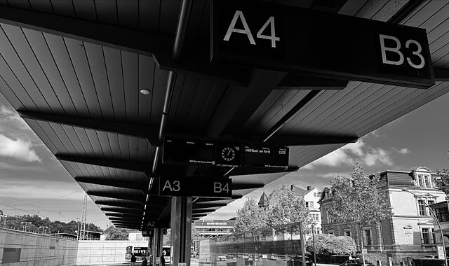 Für mehr Sicherheit in Coburg: Sowohl hier am ZOB als auch am benachbarten Bahnhofsvorplatz soll es künftig eine Videoüberwachung geben.
