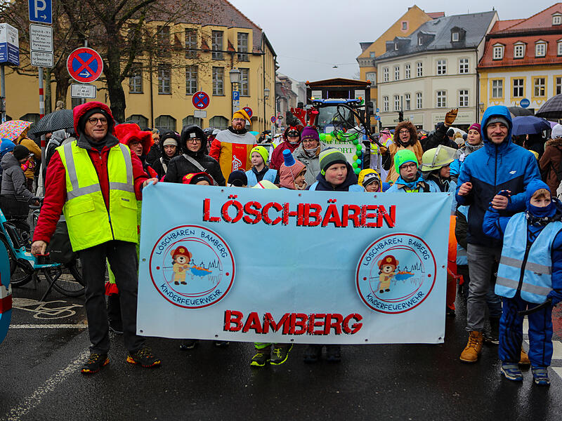 Faschingsumzug 2026 in BambergTausende Besucher beim gro&szlig;en Faschingsumzug in Bamberg