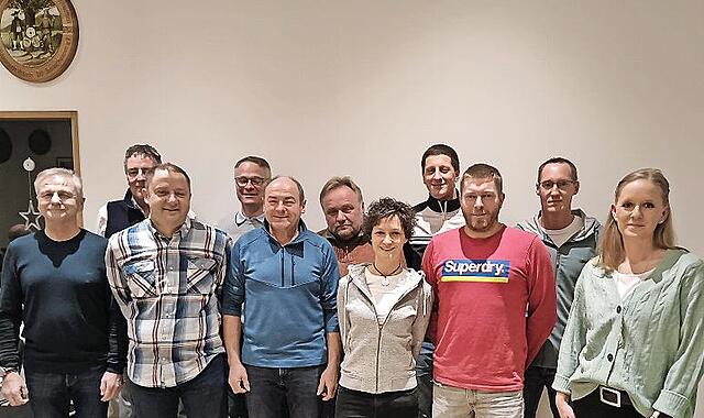 Die Dorfgemeinschaft Schlaifhausen hat ihre Kandidaten für die Gemeinderatswahl in Wiesenthau nominiert. Die Dorfgemeinschaft Schlaifhausen hat ihre Kandidaten für die Gemeinderatswahl in Wiesenthau nominiert.