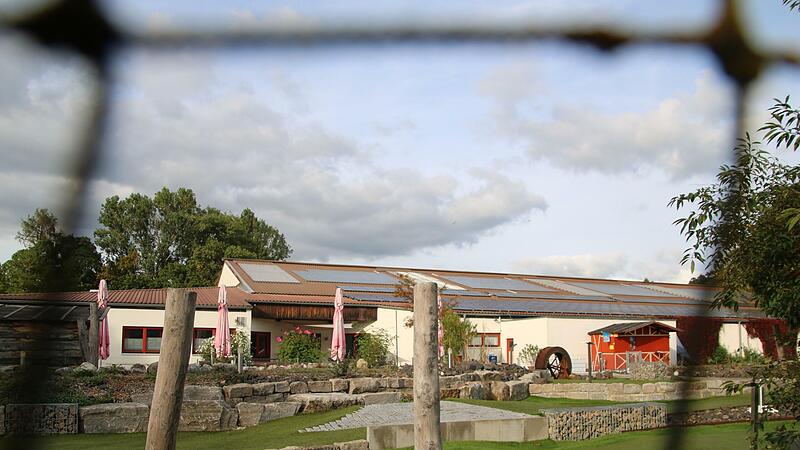 Der geplante Umbau der Soccerhalle in der Friedrich-Ludwig-Jahn-Straße verzögert sich.Forchheim & Fränkische Schweiz