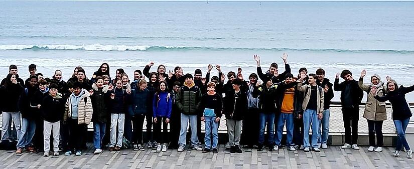 Die Ausflugsteilnehmer in Les Sables d’Olonne an der Atlantikküste. Die Ausflugsteilnehmer in Les Sables d’Olonne an der Atlantikküste.