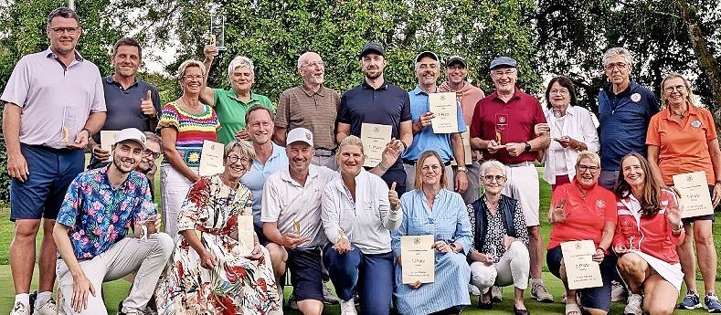 Die Siegerinnen und Sieger der Einzel-Clubmeisterschaften.