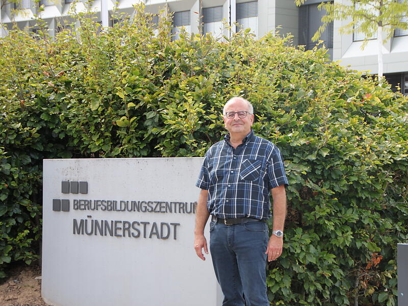 Georg Gi&szlig;ler war seit 1989 am Berufsbildungszentrum BBZ in M&uuml;nnerstadt und seit 2019 Schulleiter.