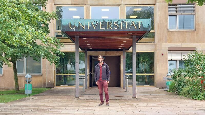 Als Landtagskandidat f&uuml;r Die Linke f&uuml;r den Stimmkreis Bamberg-Land schreibt Jan Jaegers gleichzeitig auch noch an seiner Masterarbeit, da er an der Universit&auml;t Bamberg Politikwissenschaft studiert.