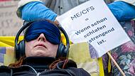 &laquo;Liegend-Demos&raquo; zum &laquo;International ME/CFS Awareness Day&raquo;