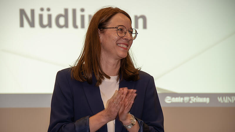 Duell ums Rathaus: Wahlarena in N&uuml;dlingenWahlarena in N&uuml;dlingen