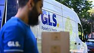 Paketbote von GLS