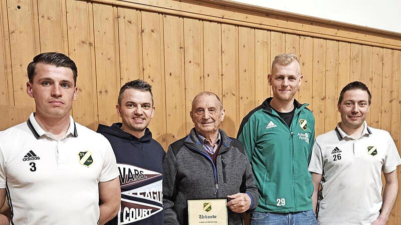 1. Vorsitzender Tobias Koch, Florian St&ouml;th, Edgar Wolf, Andreas Schmidt, Christian Simon