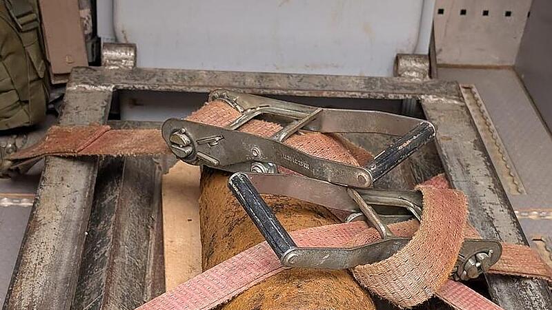 Fliegerbombe in Kronach erfolgreich entschärft – so lief der Einsatz ab Fliegerbombe in Kronach erfolgreich entschärft – so lief der Einsatz ab