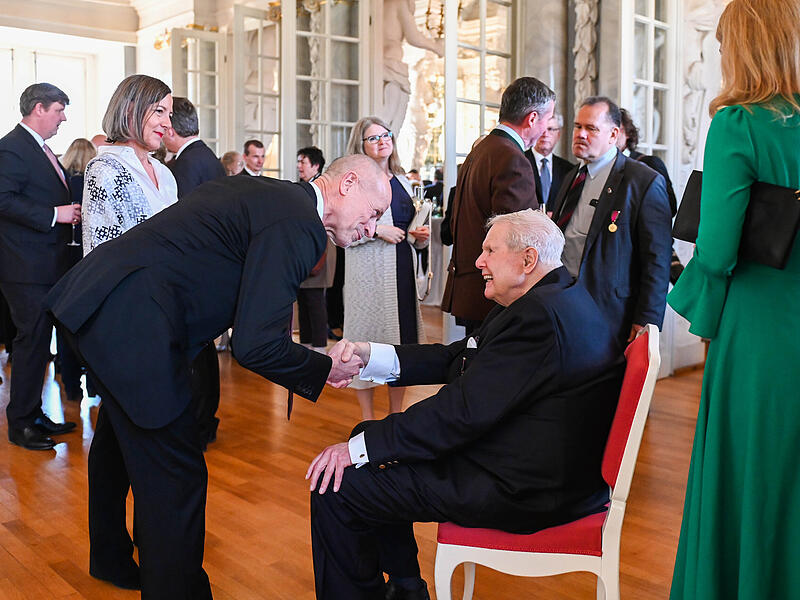 Gro&szlig;er Empfang in Coburg: Mehr als 200 geladene G&auml;ste gratulierten Andreas Prinz von Sachsen-Coburg und Gotha zum 80. Geburtstag.