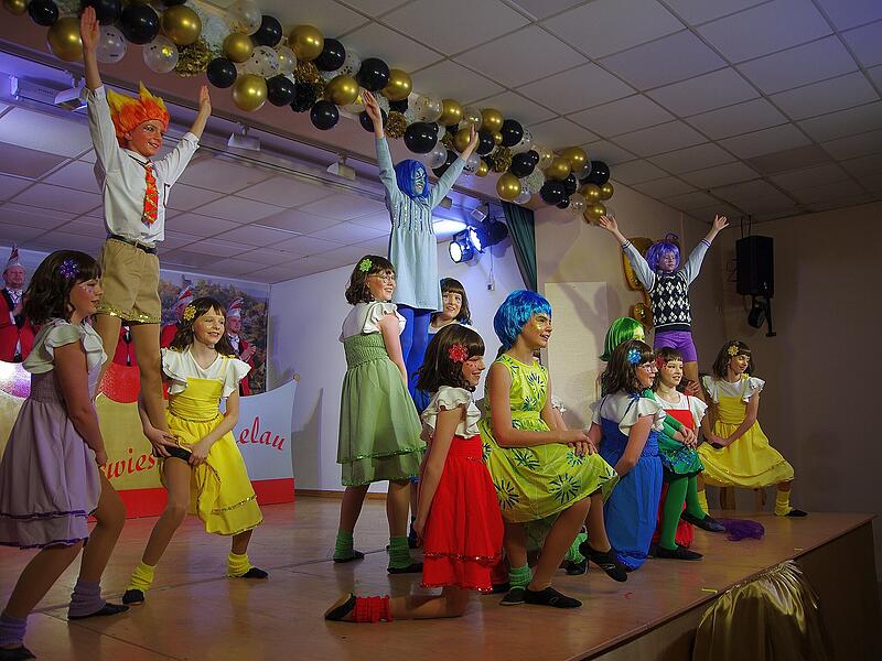 Die sch&ouml;nsten Bilder vom Fasching der Fidelia Reiterswiesen
