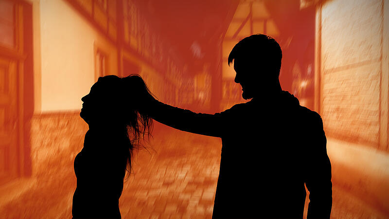 Symbolbild: Gewalt gegen&uuml;ber einer Frau