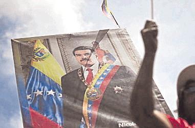 Venezuelas Präsident Nicolás Maduro sieht sich durch die USA in seiner Macht bedroht. Venezuelas Präsident Nicolás Maduro sieht sich durch die USA in seiner Macht bedroht.