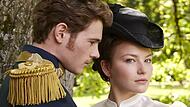Die Hauptdarsteller Devrim Lingnau (Sisi) und Philip Froissant (Franz) drehen ab heute mehrere Szenen für die Netflix-Serie „The Empress“ in Bamberg. Die Hauptdarsteller Devrim Lingnau (Sisi) und Philip Froissant (Franz) drehen ab heute mehrere Szenen für die Netflix-Serie „The Empress“ in Bamberg.