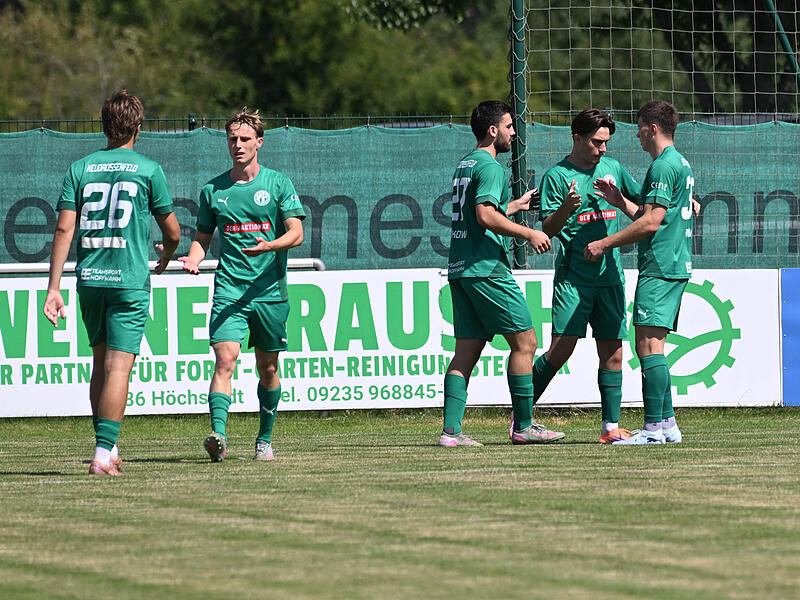Sport Fu&szlig;ball Saison 2026 / 2027 Bayernliga Nord Privatspiel BD-Sensors Cup R&ouml;slau Spiel um Platz 3 Sonntag 12.07.2026 Spielort Sportanlage R&ouml;slau  Spielbeginn 15.00 h FC Vorw&auml;rts R&ouml;slau gegen TSV Neudrossenfeld Halbzeitergebnis 0:2 Endstand 0:2 Jube
