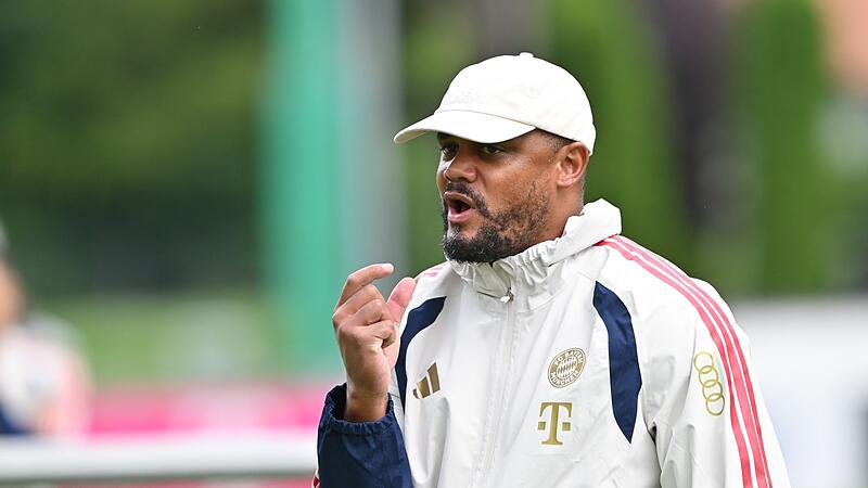 Beginn Trainingslager FC Bayern M&uuml;nchen